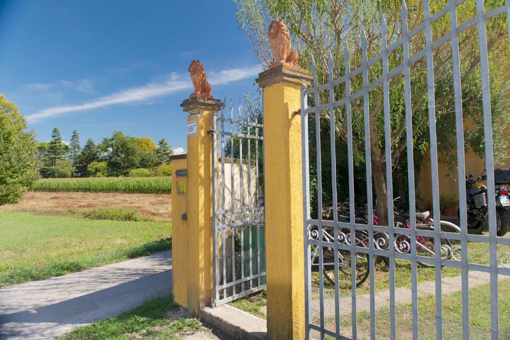 Agriturismo La Conte Лука Екстериор снимка